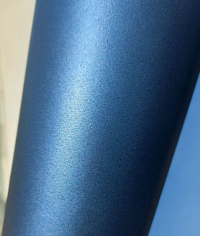 Lesklý papír s perletí A4 250g - tmavě modrý