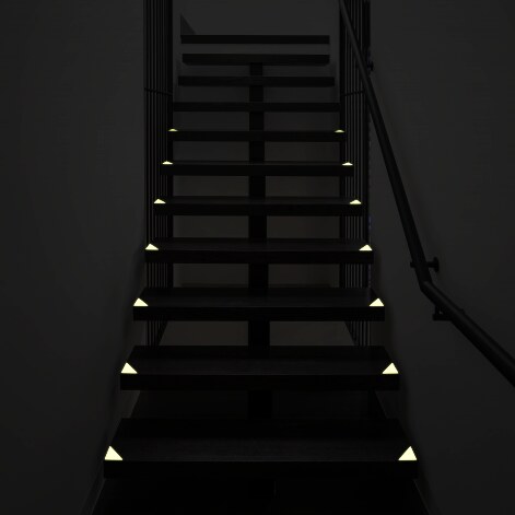 Fotoluminiscenční šipka schodová / rohová - šipka 60 mm x 60 mm