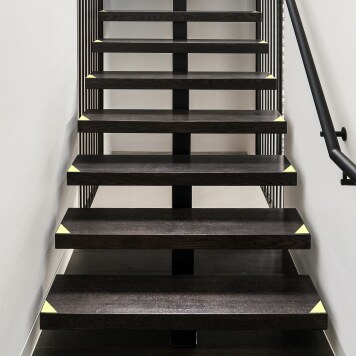 Fotoluminiscenční šipka schodová / rohová - šipka 60 mm x 60 mm