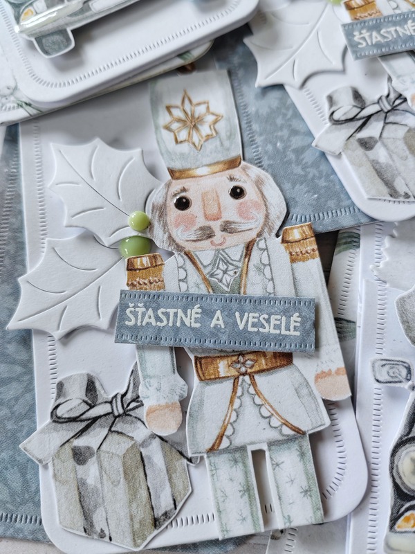 Visačky Louskáček a auto - 11 x 6,5 cm