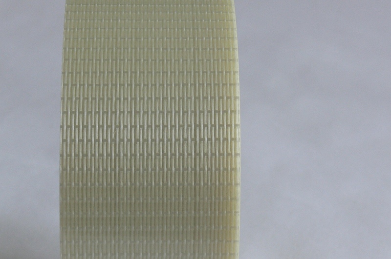 Vyztužená páska - podélná a příčná výztuha