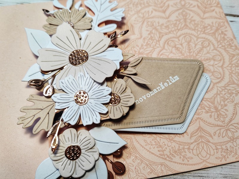 Přání ruční výroba - Květiny - meruňková (magnet)