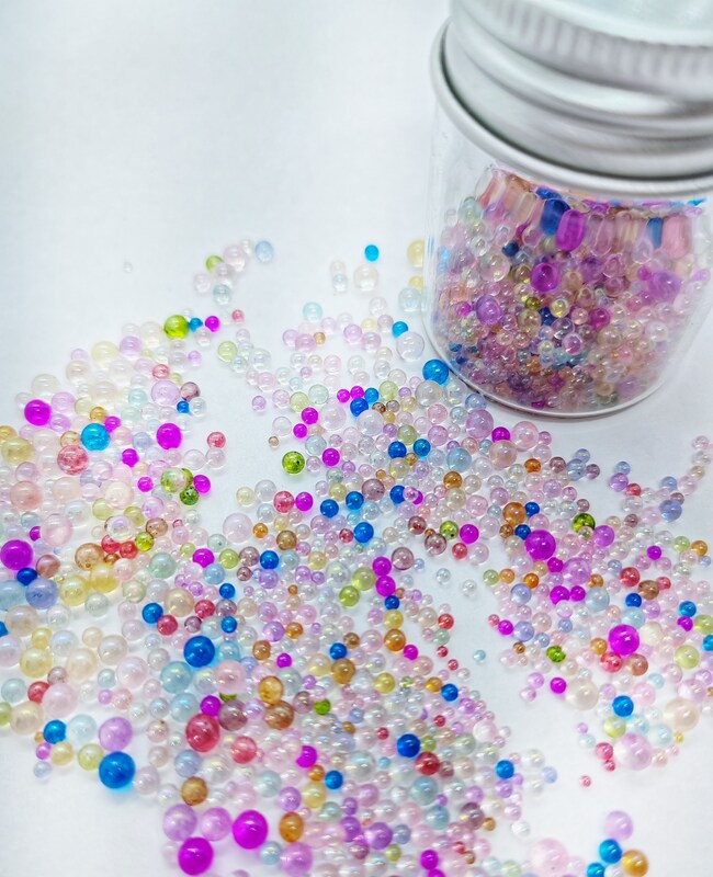 Korálky barevné 1-3 mm - balení 10 g