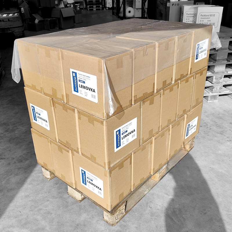 Krycí fólie na palety 30 µm - 160 x 120 cm - průhledná - role 250 ks