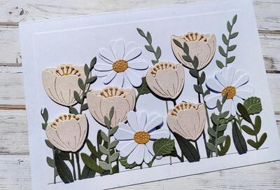 Přání ruční výroba - Květiny v obálce - jemné barvy, metalická béžová a bílá - 1 ks