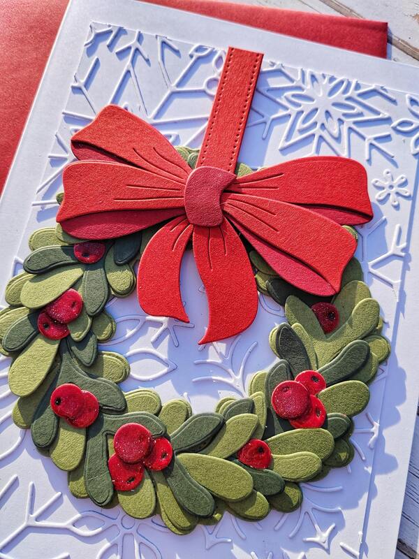 Přání ruční výroba - Vánoční věnec s červenou mašlí - 1 ks