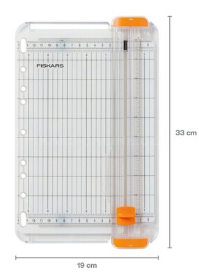 Řezačka papíru Fiskars A4 - 1 ks