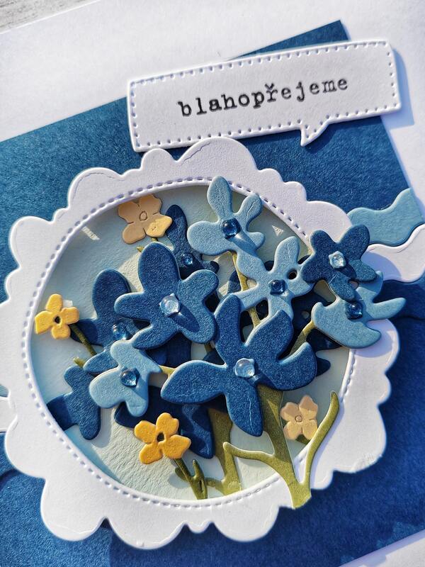 Přání ruční výroba - Modrá kvítka - 1 ks