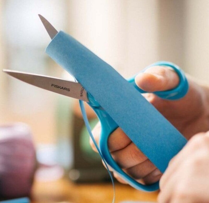 Nůžky Fiskars, tyrkysové, 18 cm - 1 ks