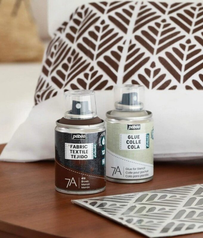 Lepidlo ve spreji na šablony a textil PÉBEO - 100 ml