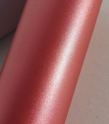 Lesklý papír s perletí A4 220g - červený