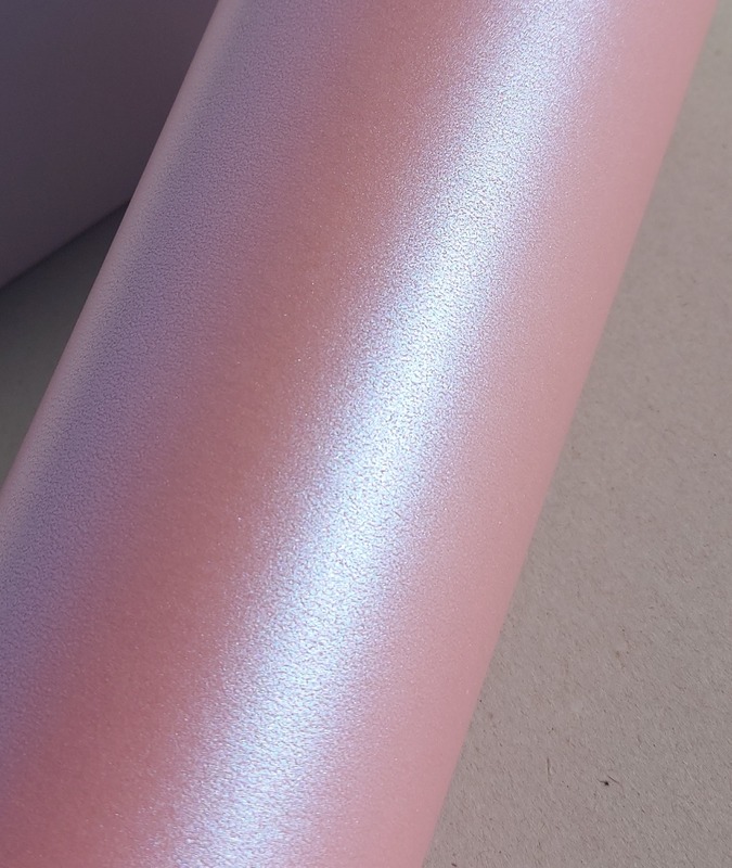 Lesklý papír s perletí A4 220g - růžový