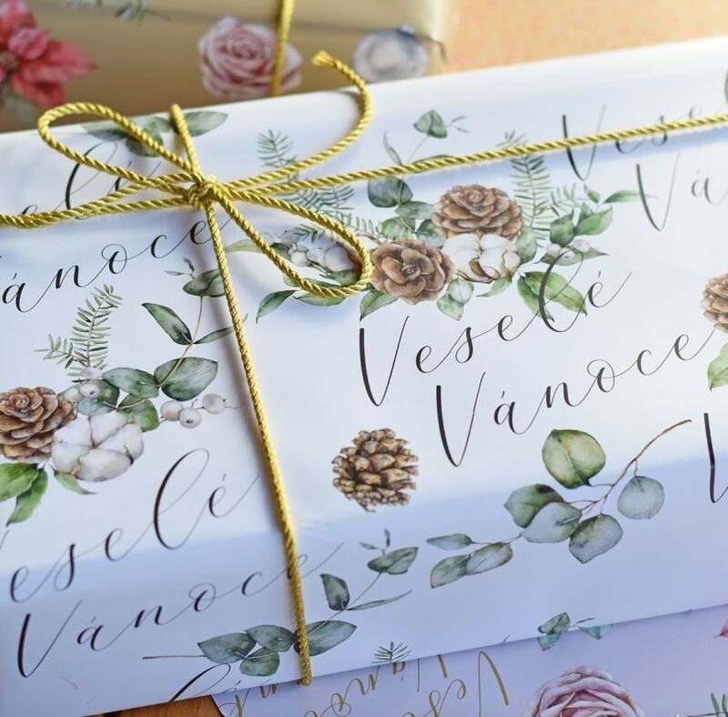 Vánoční balicí papír 70 x 100 cm - Veselé Vánoce